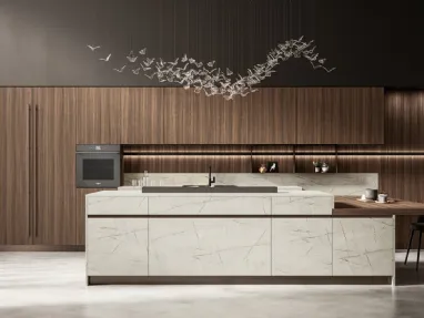 Modern Kitchen with Kalì 02 Island by Arredo3