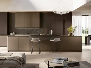 Modern kitchen with Time 01 island in lacquered and walnut by Arredo3.