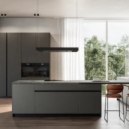 Modern kitchen with Time 02 peninsula in metallic lacquer and wood by Arredo3.