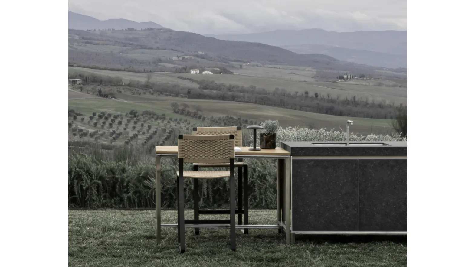 Green Point Stool in polypropylene rope by Molteni & C