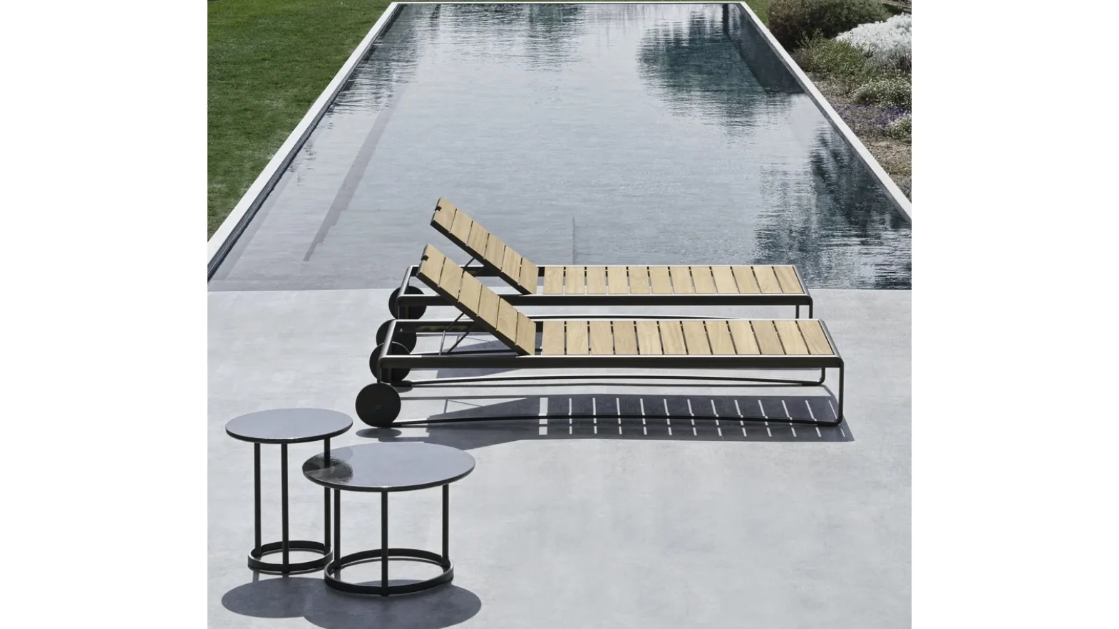 Guell Bed by Molteni & C