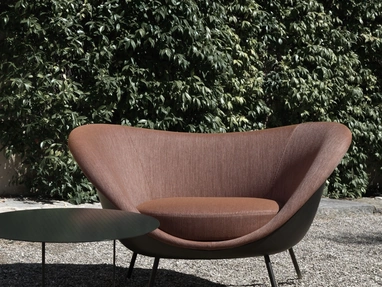D-154-2 Armchair by Molteni & C