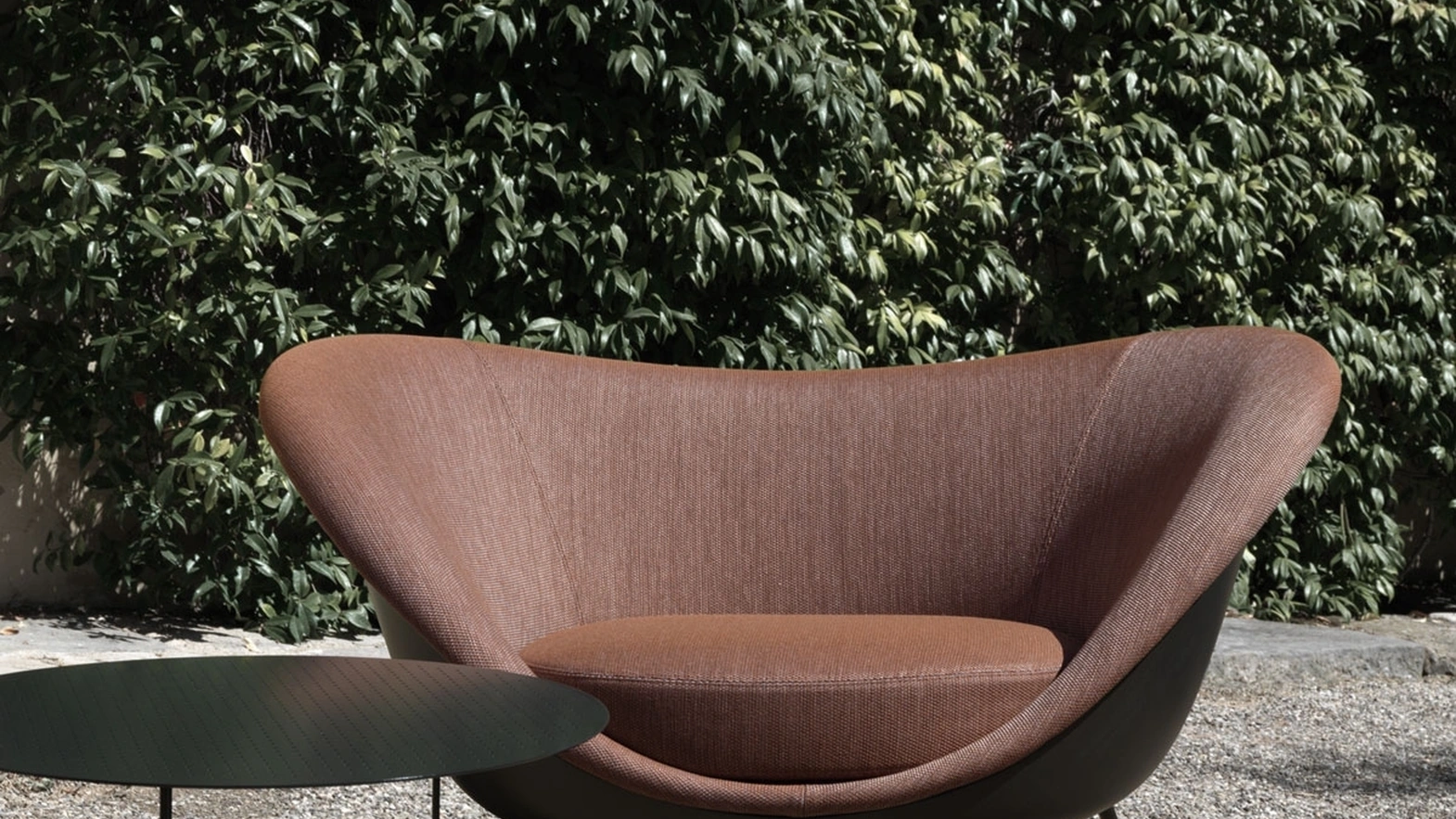D-154-2 Armchair by Molteni & C