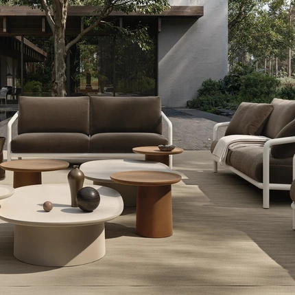 Louisa side tables by Molteni & C