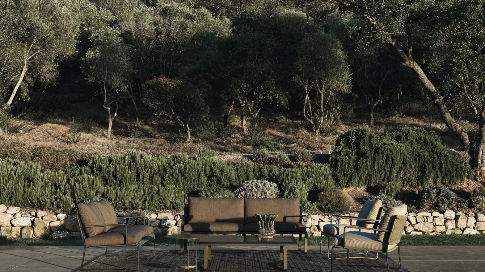 Phoenix outdoor furniture by Molteni & C